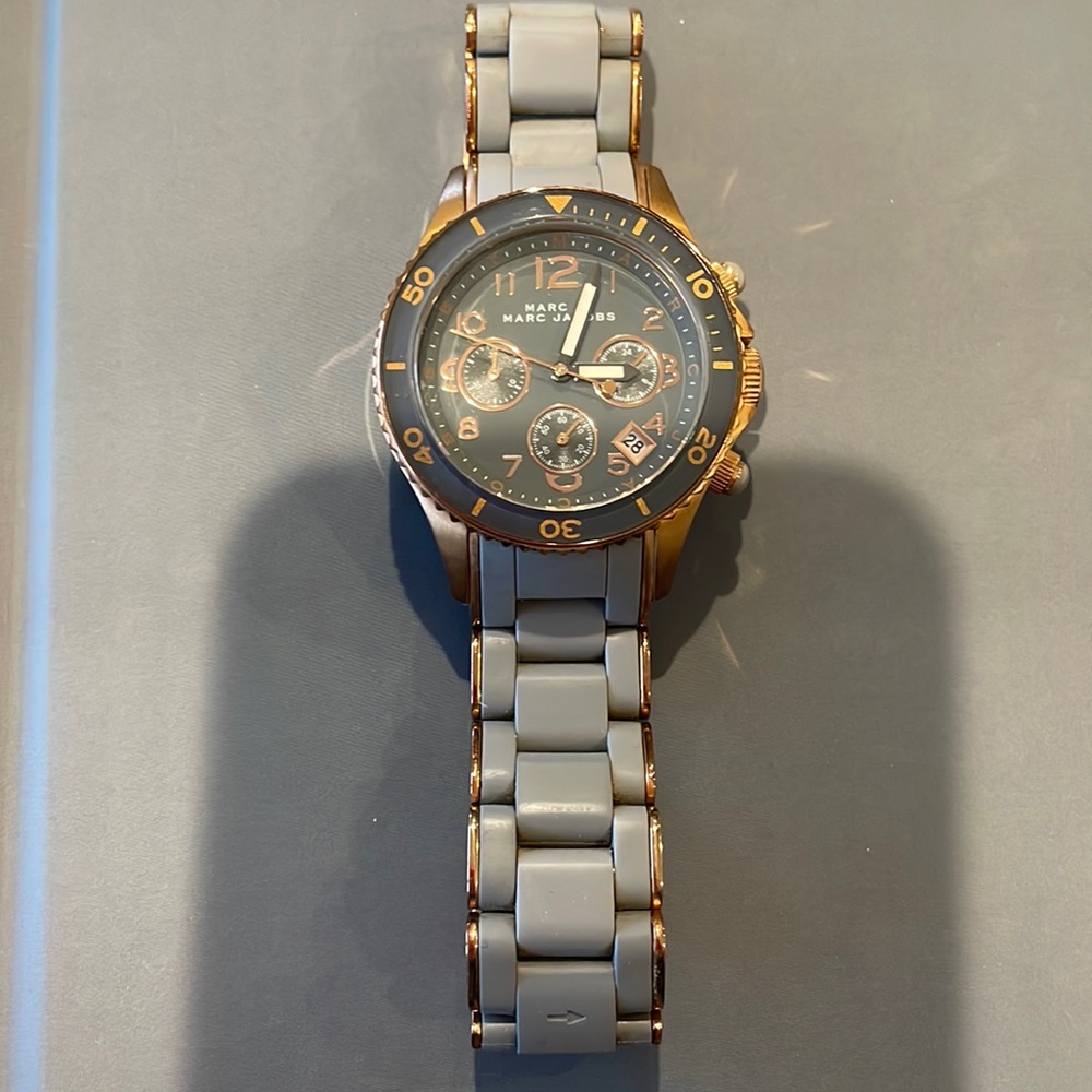 Marc by Marc Jacobs Silicone Gray/Gold Watch